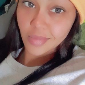 Meet your Posher, Leigh